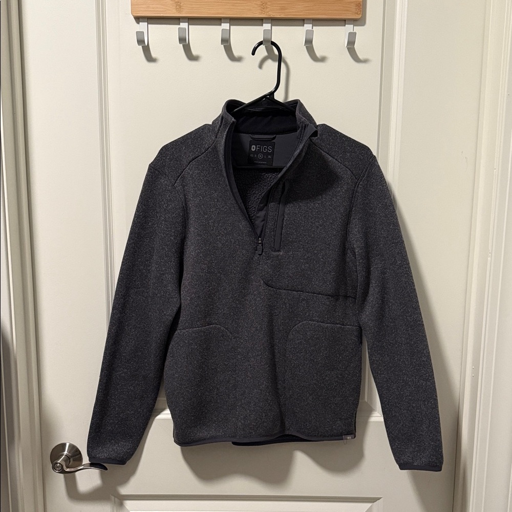 Figs Women's Dark Gray Quarter-Zip Jacket
